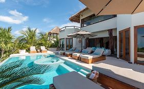 Casa Punta Coco & Beach Club (Adults Only)